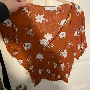 Paper Crane Women's Rust Floral Top